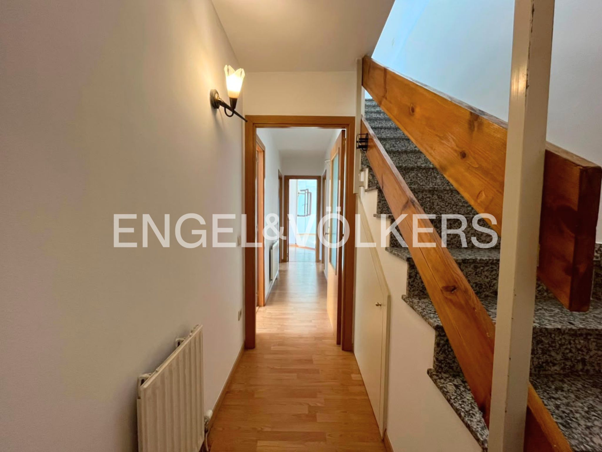 Pis de lloguer a Prats, 3 habitacions, 145 metres