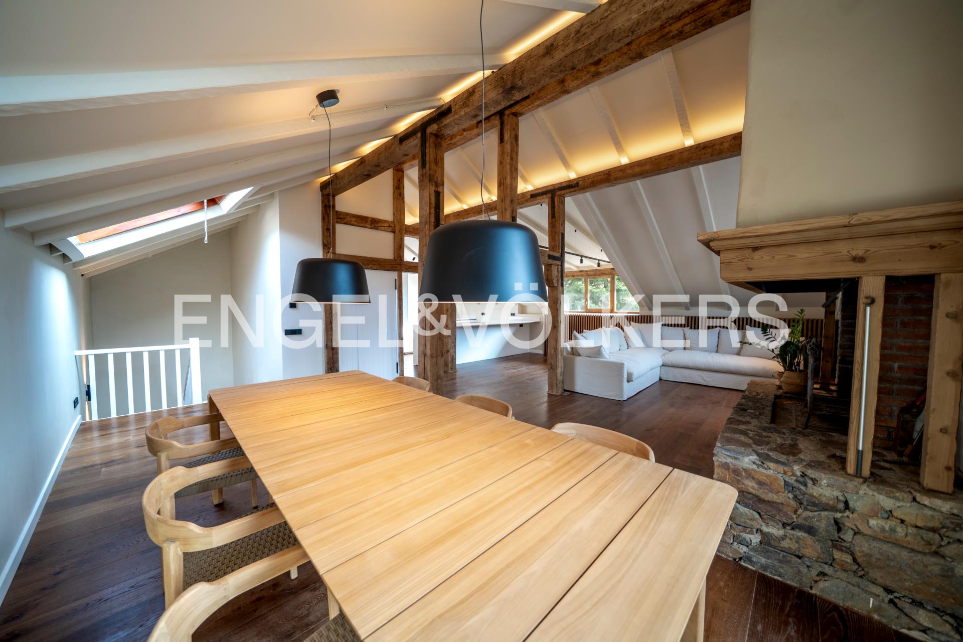 Casa adossada en venda a Ordino, 4 habitacions, 243 metres