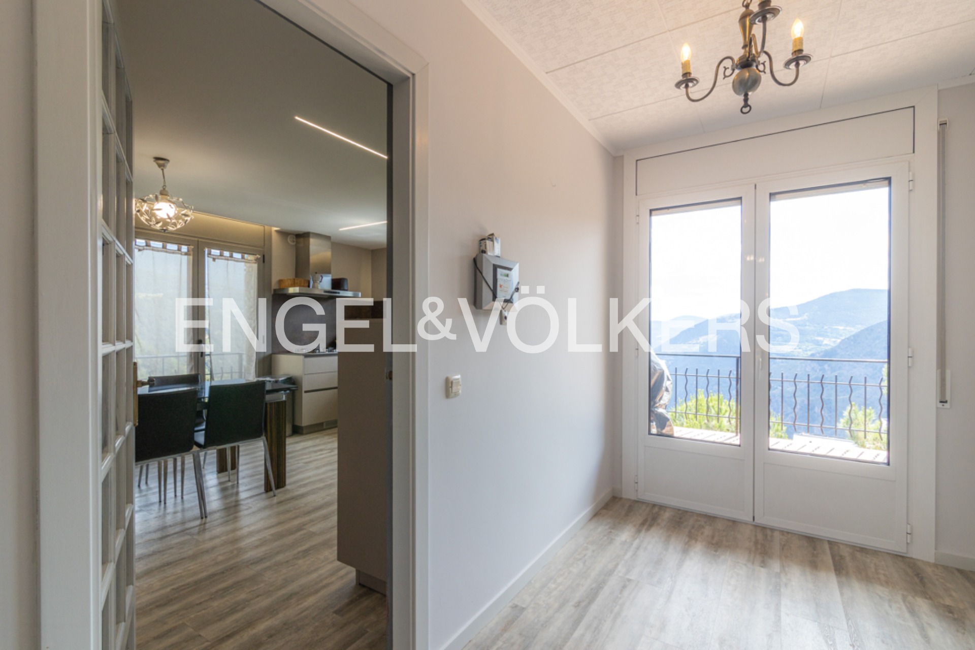 Xalet en venda a Certers, 5 habitacions, 393 metres