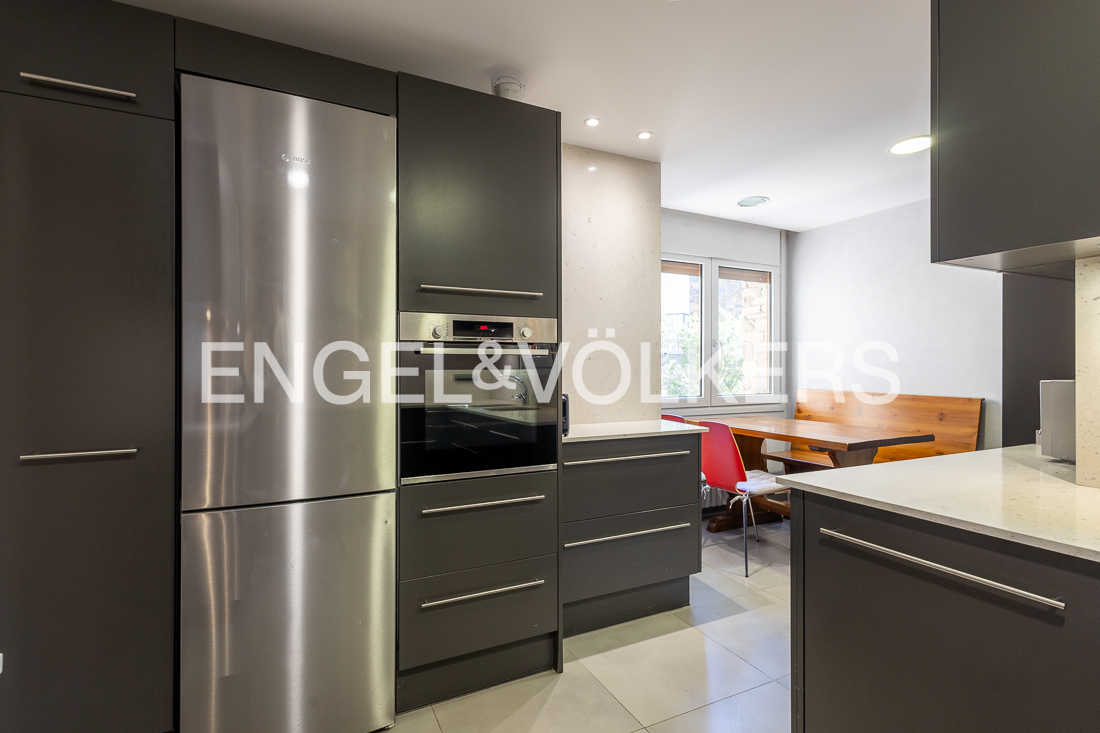 Pis en venda a Santa Coloma, 3 habitacions, 157 metres