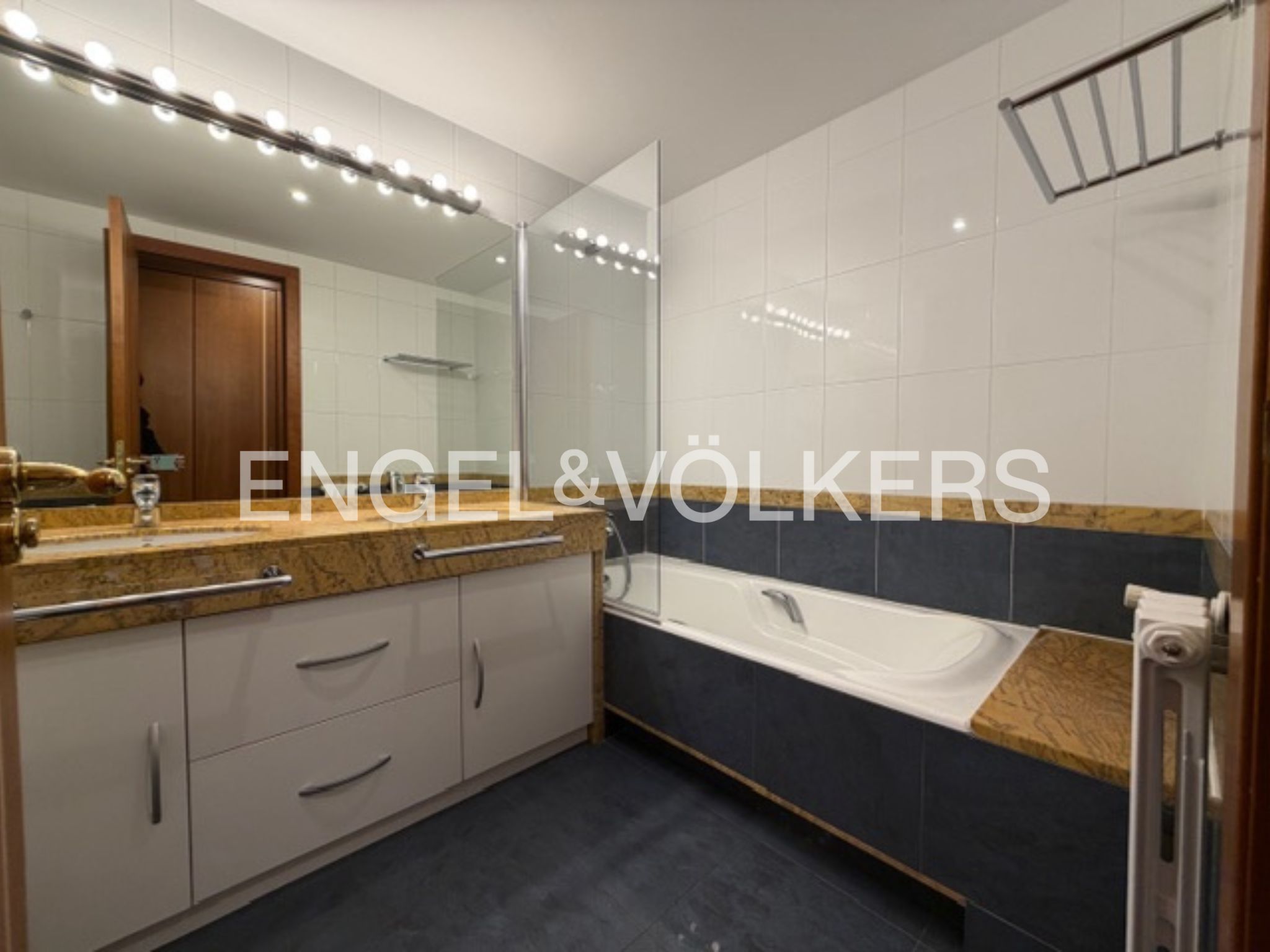 Pis de lloguer a Escaldes Engordany, 3 habitacions, 116 metres