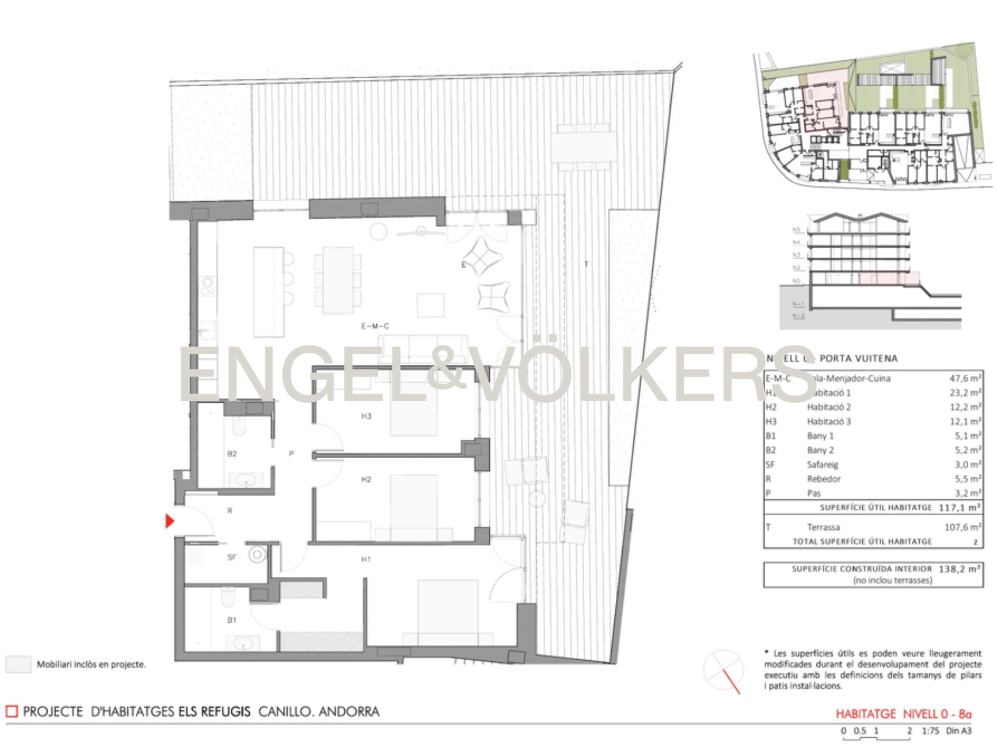 Pis en venda a Canillo, 3 habitacions, 245 metres