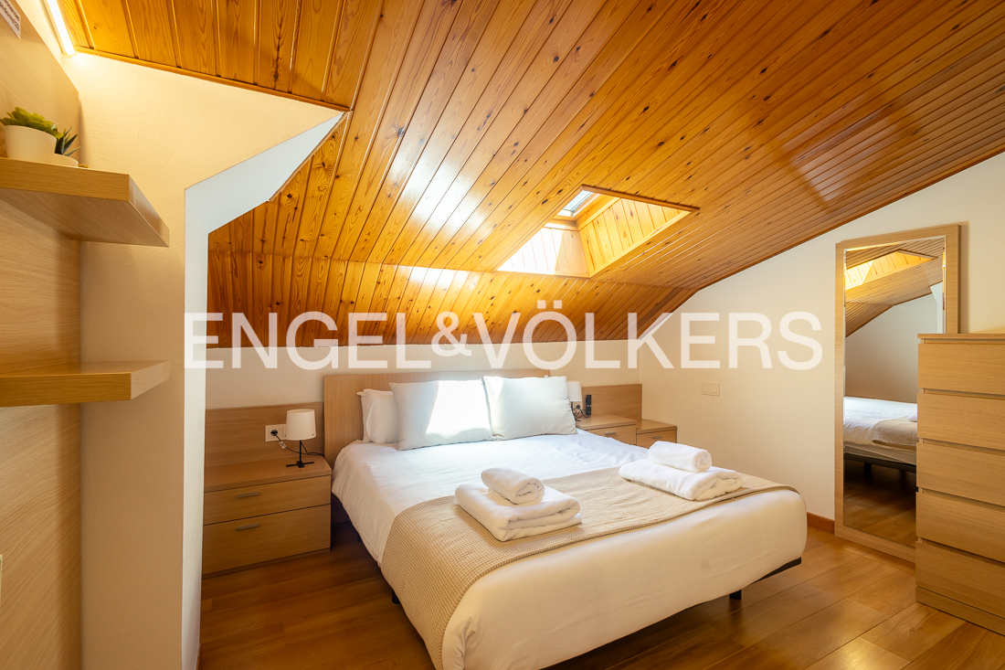 Àtic de lloguer a Els Cortals, 2 habitacions, 84 metres