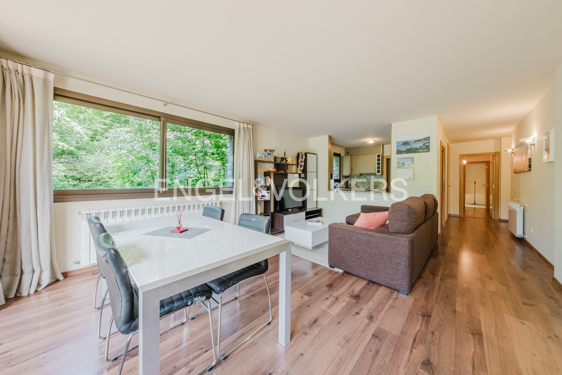Pis en venda a Anyós, 2 habitacions, 99 metres