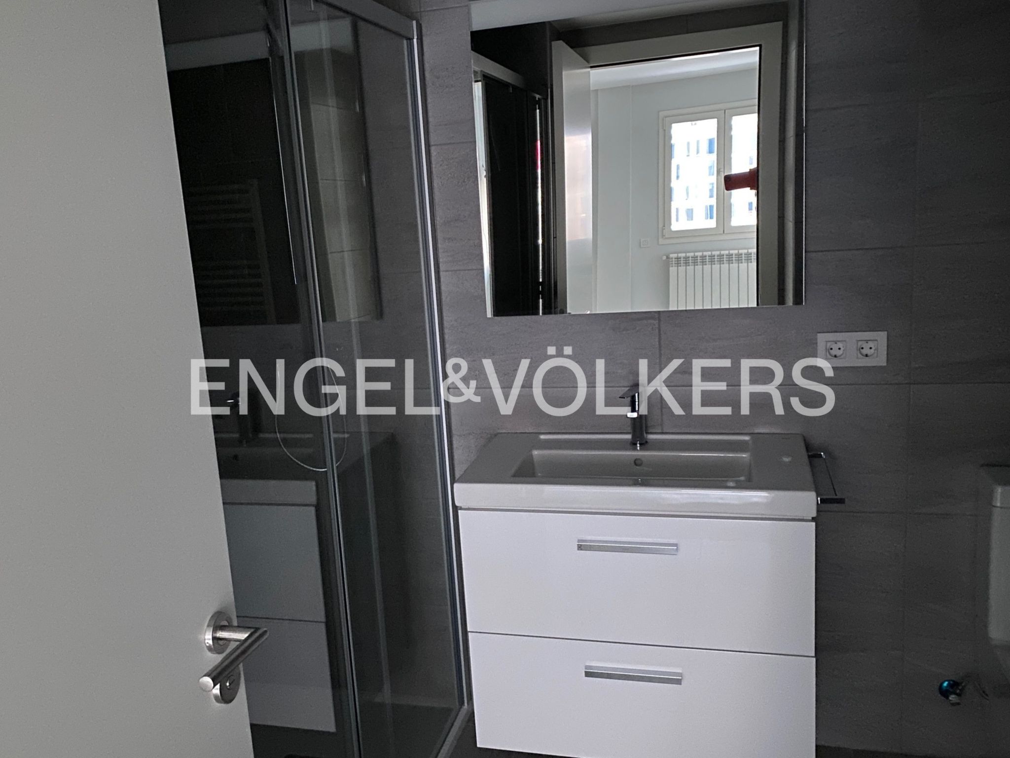 Pis de lloguer a Andorra la Vella, 3 habitacions, 102 metres