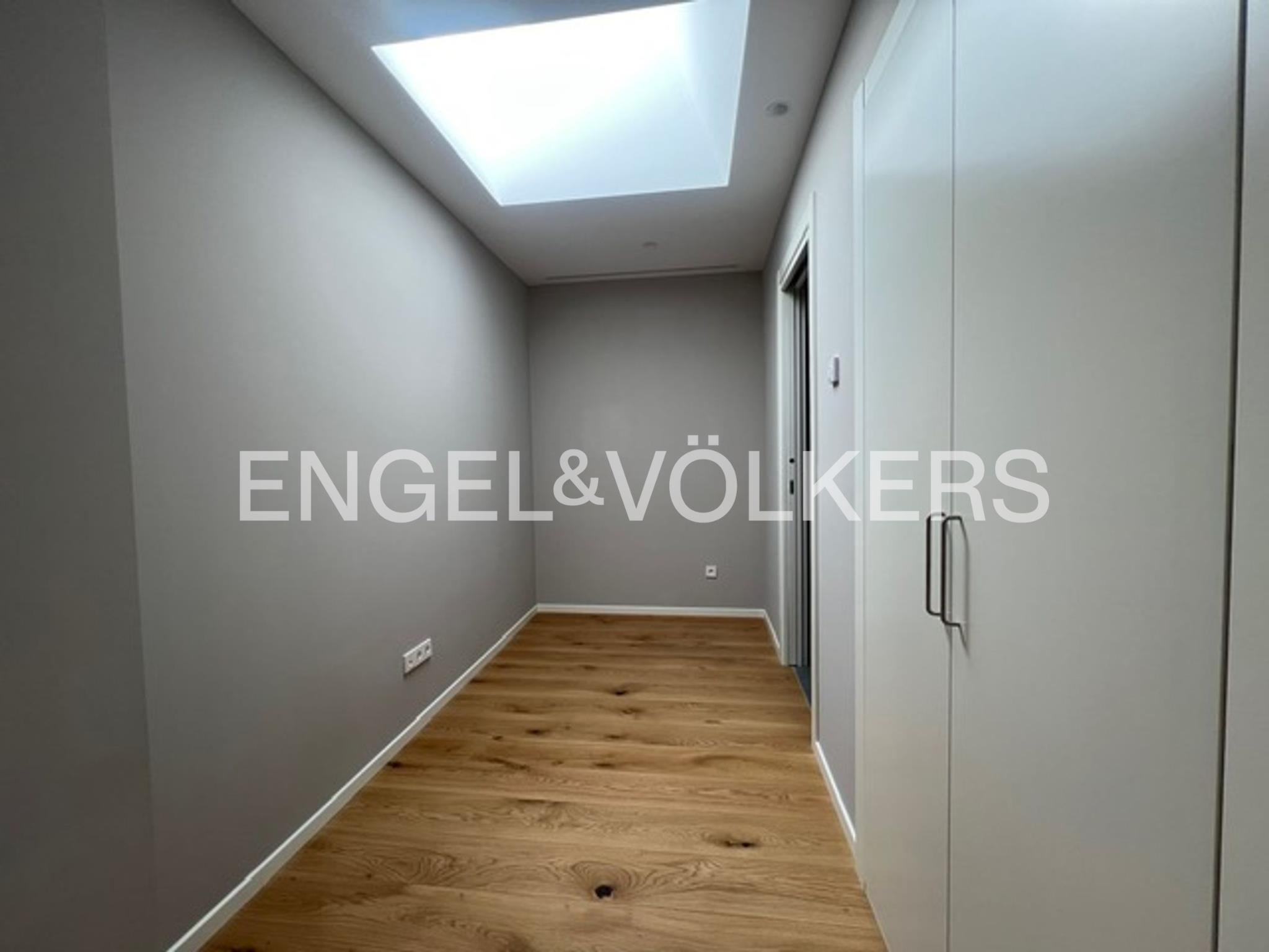 Ático de alquiler en Escaldes Engordany, 4 habitaciones, 180 metros